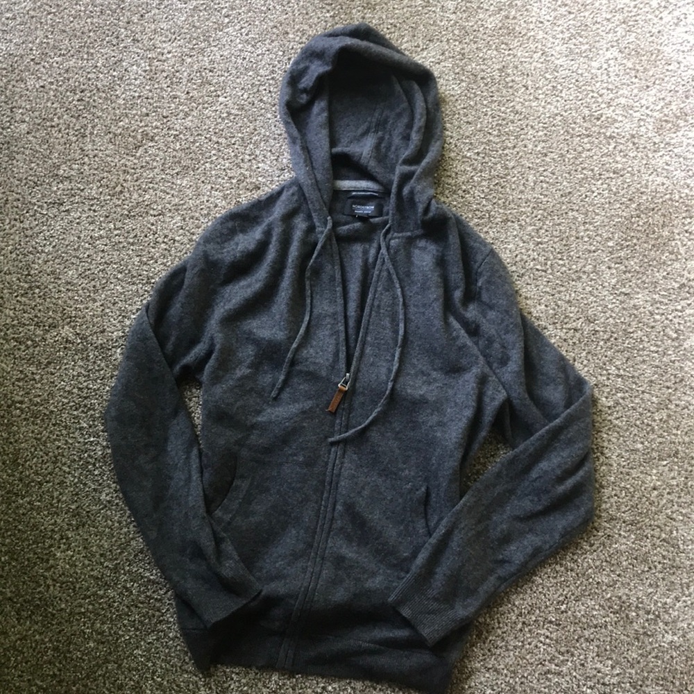 Cashmere zip-up sweater